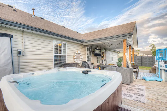 $274,900 | 631 North Peppercorn Lane, Rossville, GA 30741