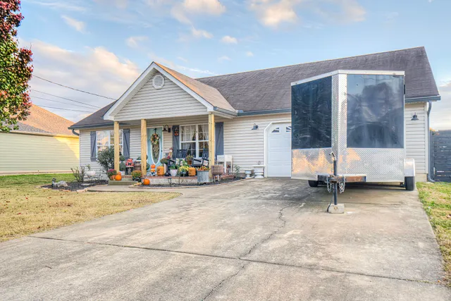 $274,900 | 631 North Peppercorn Lane, Rossville, GA 30741