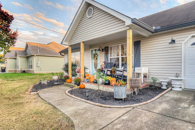 $274,900 | 631 North Peppercorn Lane, Rossville, GA 30741