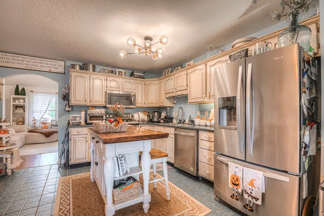 $274,900 | 631 North Peppercorn Lane, Rossville, GA 30741