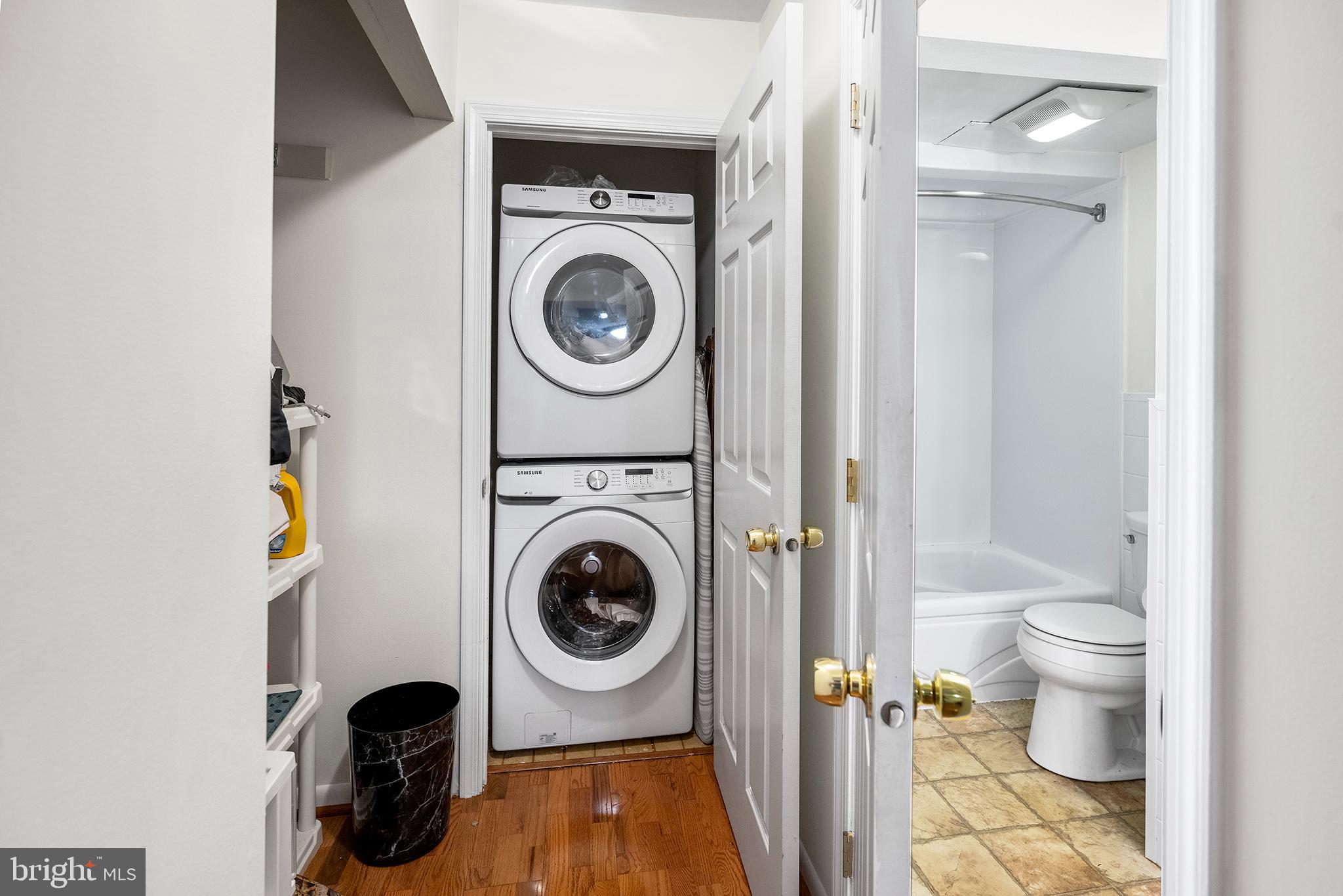 279 Valley Stream Lane Chesterbrook, PA 19087 - Photo 20 of 25 Washer/ Dryer