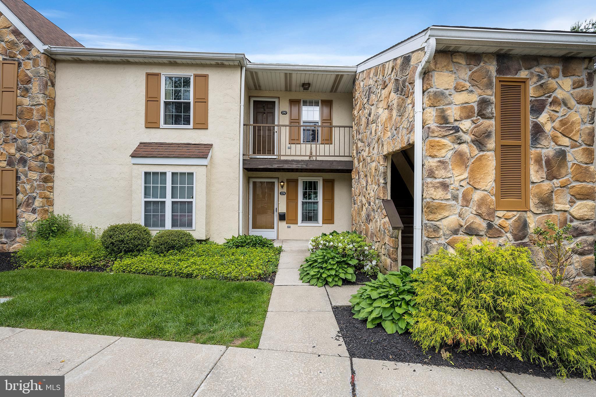 279 Valley Stream Lane Chesterbrook, PA 19087 - Photo 2 of 25 Front