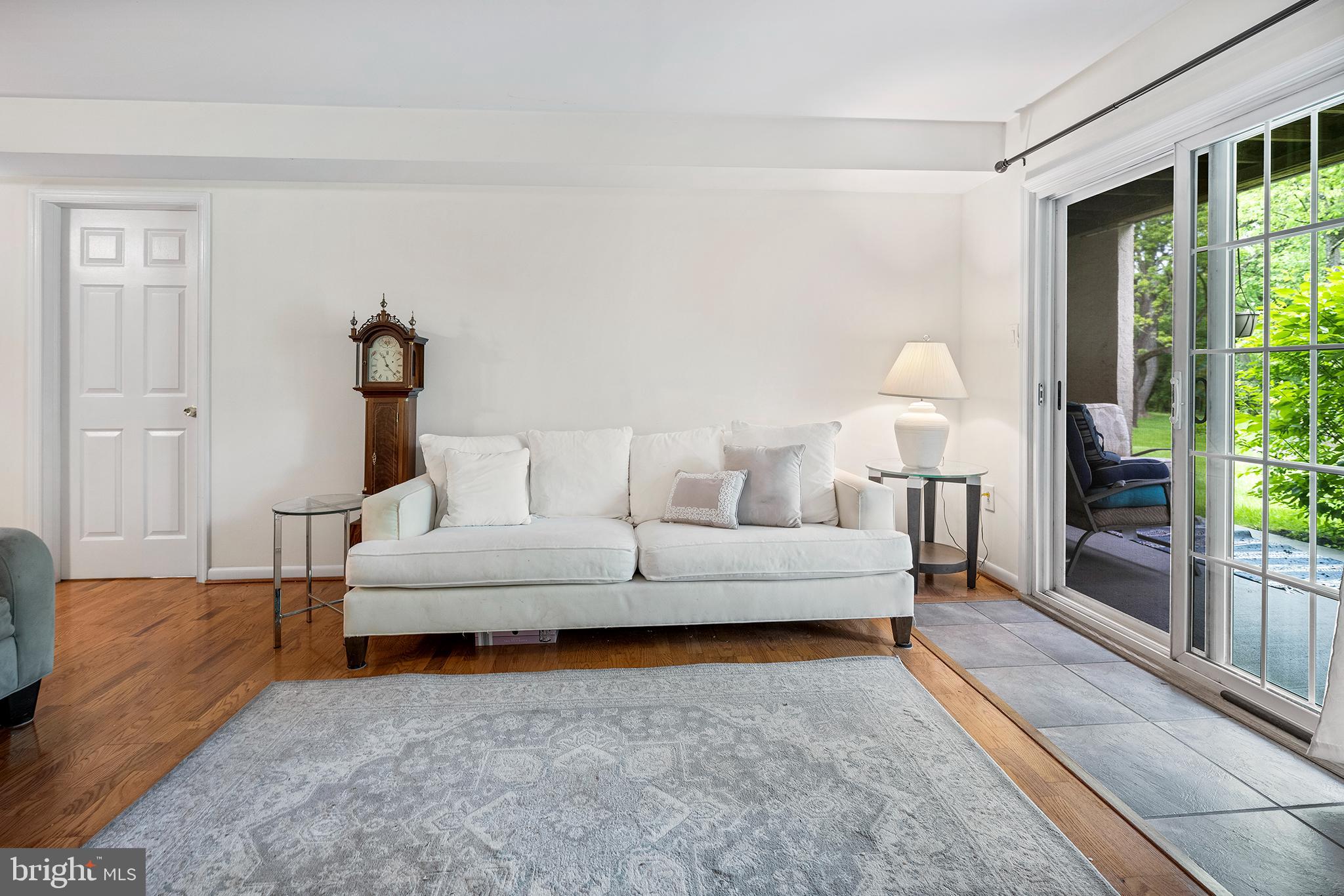 279 Valley Stream Lane Chesterbrook, PA 19087 - Photo 9 of 25 Living Area