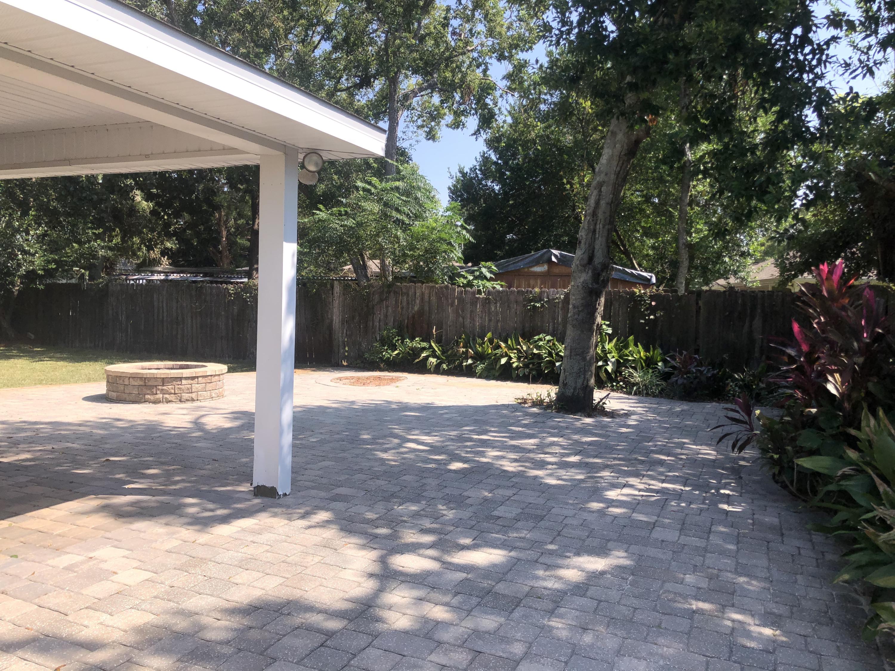 17 Choctawhatchee Road Southeast Fort Walton Beach, FL 32548 - Photo 3 of 14 Gallery Image 3