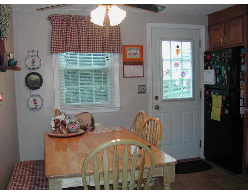31 Pinefield Road Boston, MA 02136 - Photo 3 of 12 Gallery Image 3