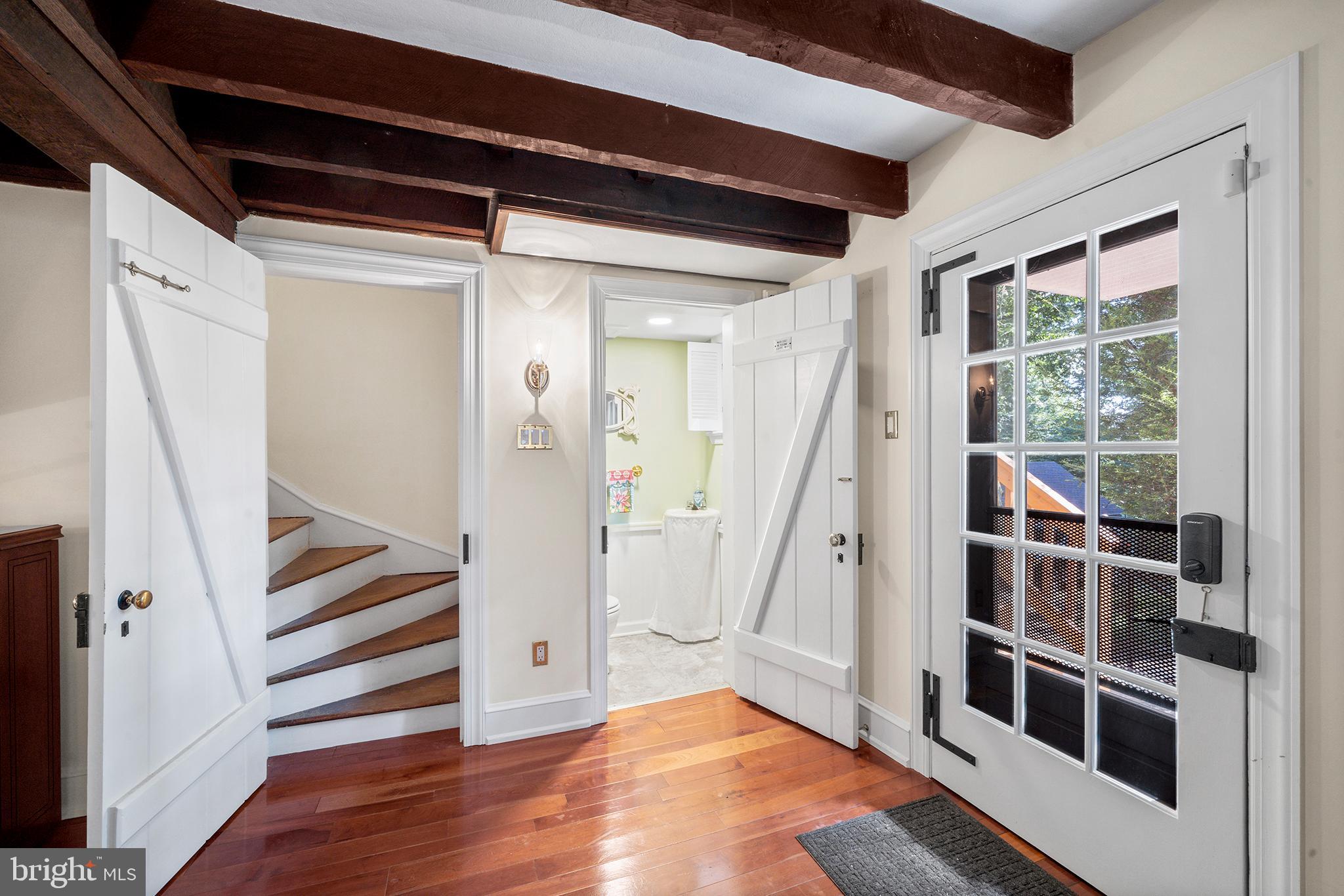 416 Radnor Road Wayne, PA 19087 - Photo 11 of 34 Foyer