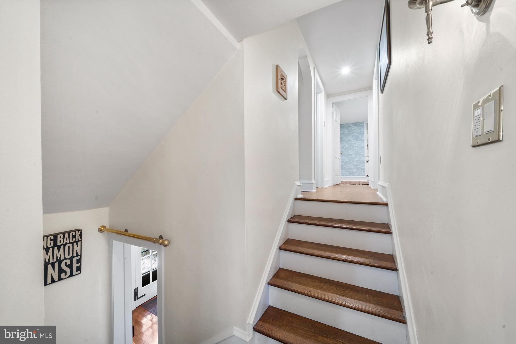 416 Radnor Road Wayne, PA 19087 - Photo 17 of 34