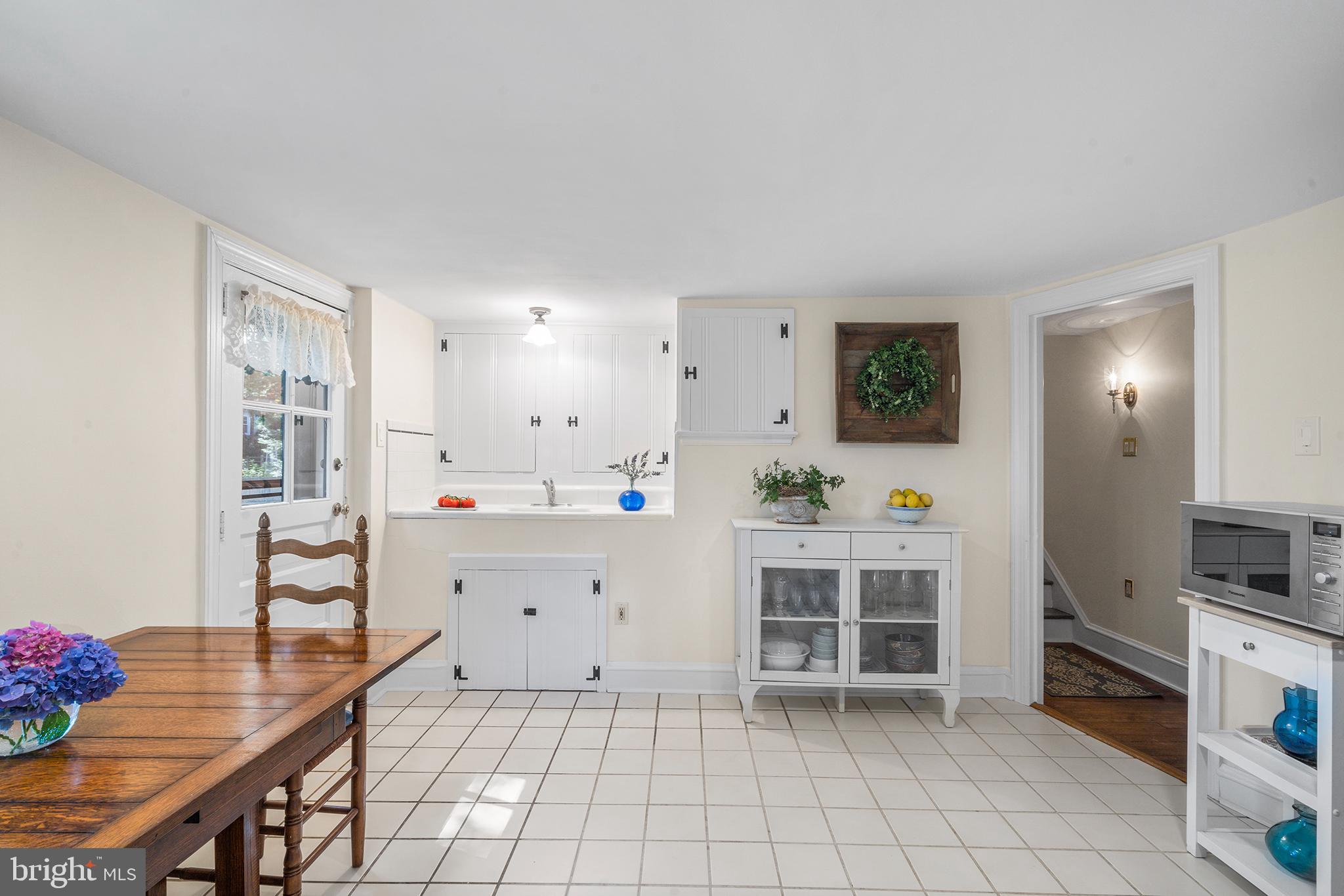 416 Radnor Road Wayne, PA 19087 - Photo 8 of 34 Kitchen