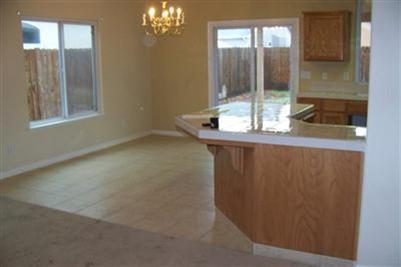 1029 Perkins Road Madera, CA 93637 - Photo 5 of 17 Gallery Image 5