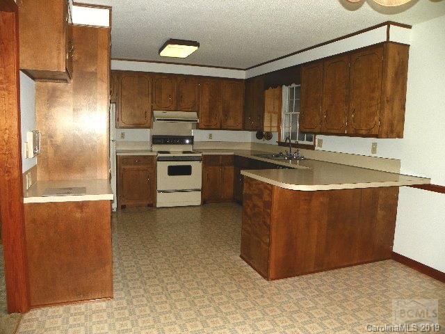 318 Drexel Road Morganton, NC 28655 - Photo 6 of 27 Gallery Image 6