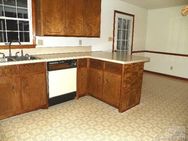 318 Drexel Road Morganton, NC 28655 - Photo 8 of 27 Gallery Image 8