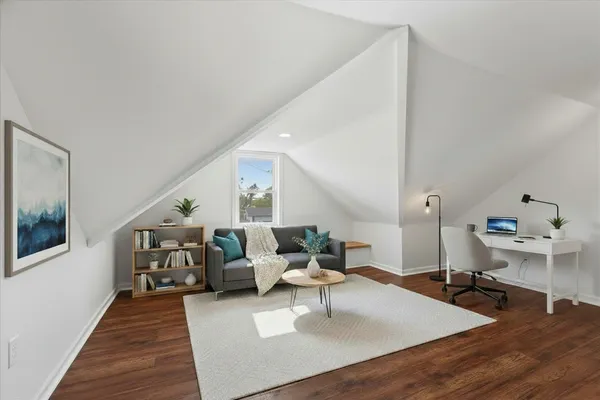 $314,500 | 1015 Oakland Avenue, Joliet, IL 60435