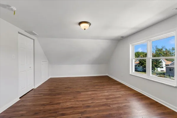 $314,500 | 1015 Oakland Avenue, Joliet, IL 60435