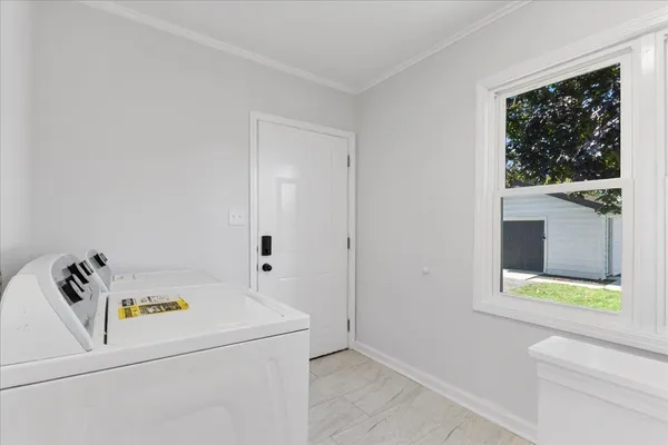 $314,500 | 1015 Oakland Avenue, Joliet, IL 60435