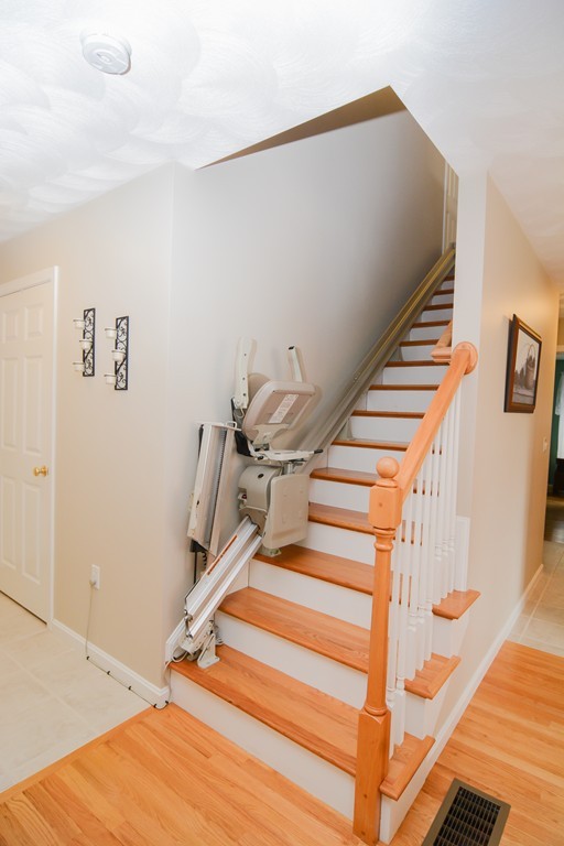 15 Hadleigh Road, Unit 15 Windham, NH 03087 - Photo 19 of 30