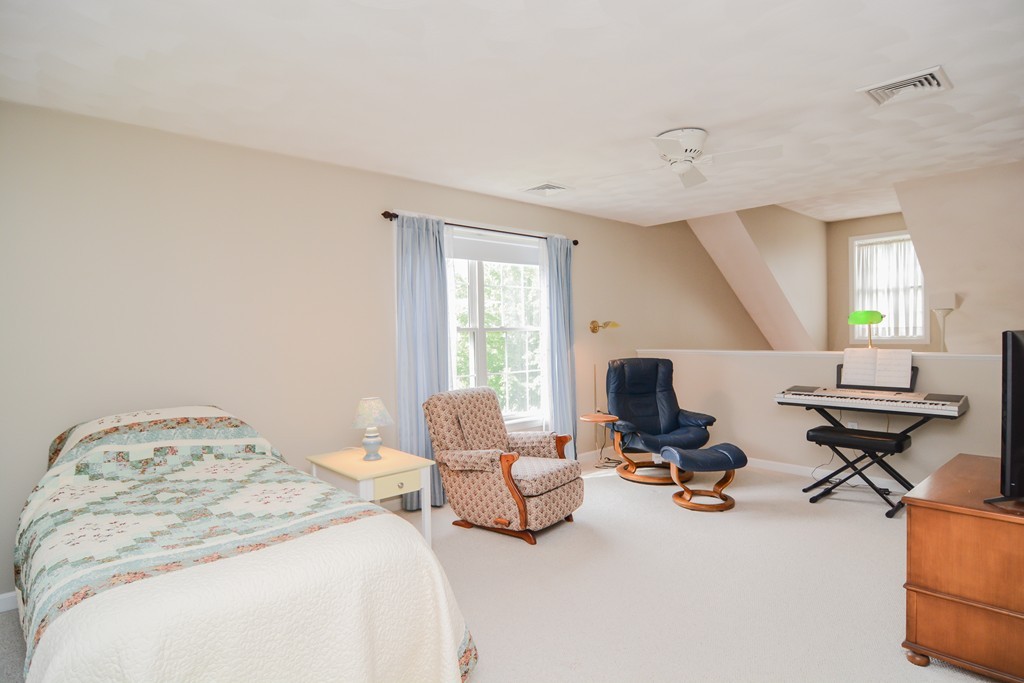 15 Hadleigh Road, Unit 15 Windham, NH 03087 - Photo 20 of 30