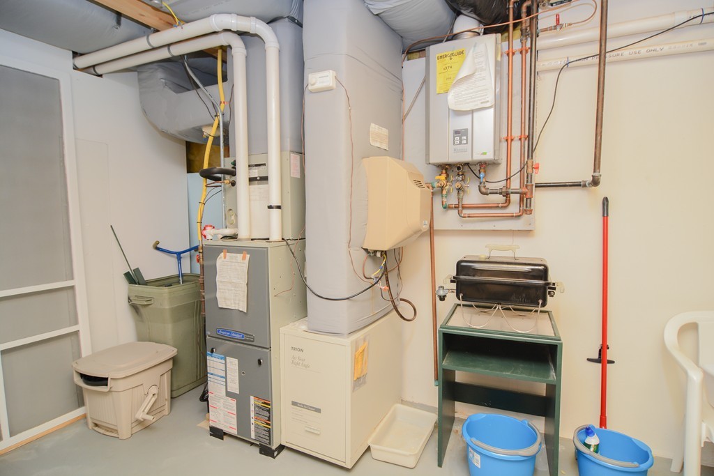 15 Hadleigh Road, Unit 15 Windham, NH 03087 - Photo 25 of 30