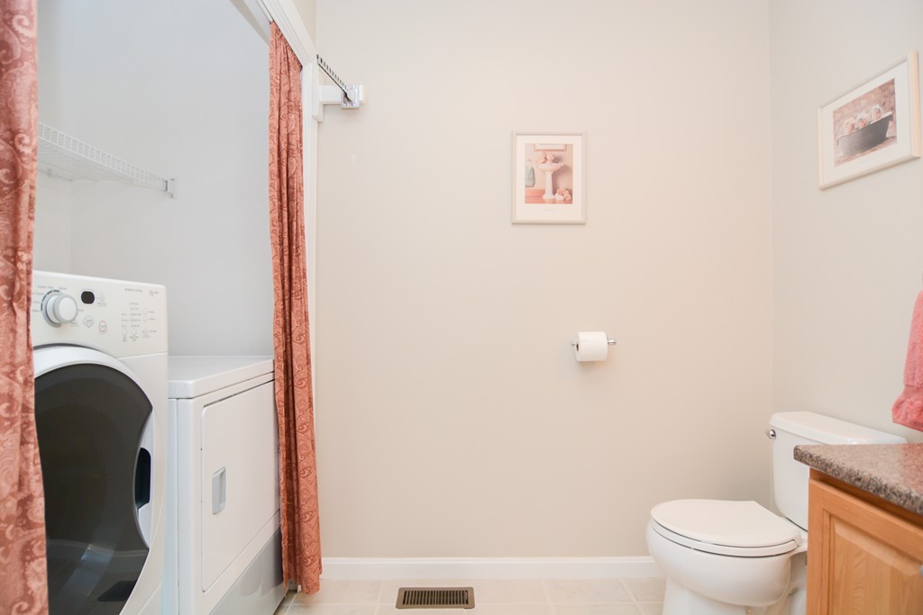 15 Hadleigh Road, Unit 15 Windham, NH 03087 - Photo 6 of 30