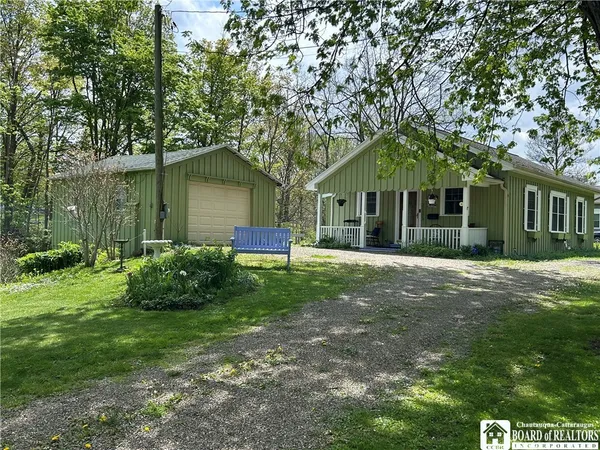 $169,900 | 6 Water Street, Hanover, NY 14062