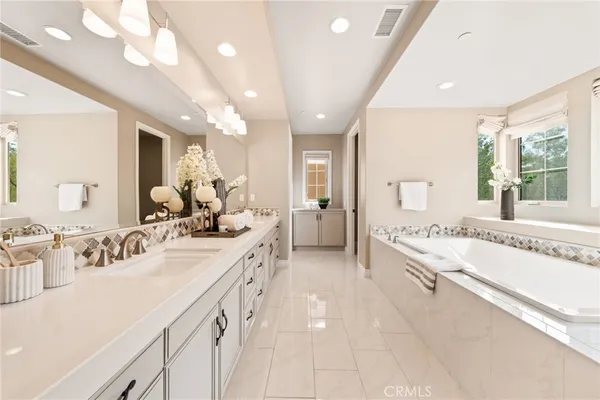 $4,300,000 | 46 Shadybend, Irvine, CA 92602