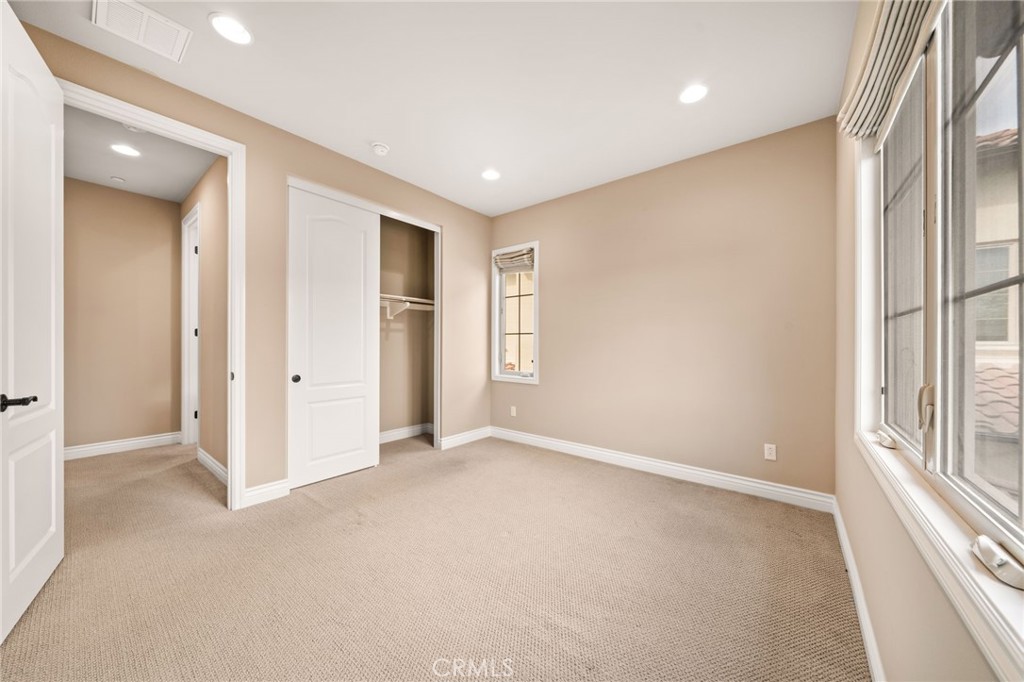 46 Shadybend Irvine, CA 92602 - Photo 31 of 41