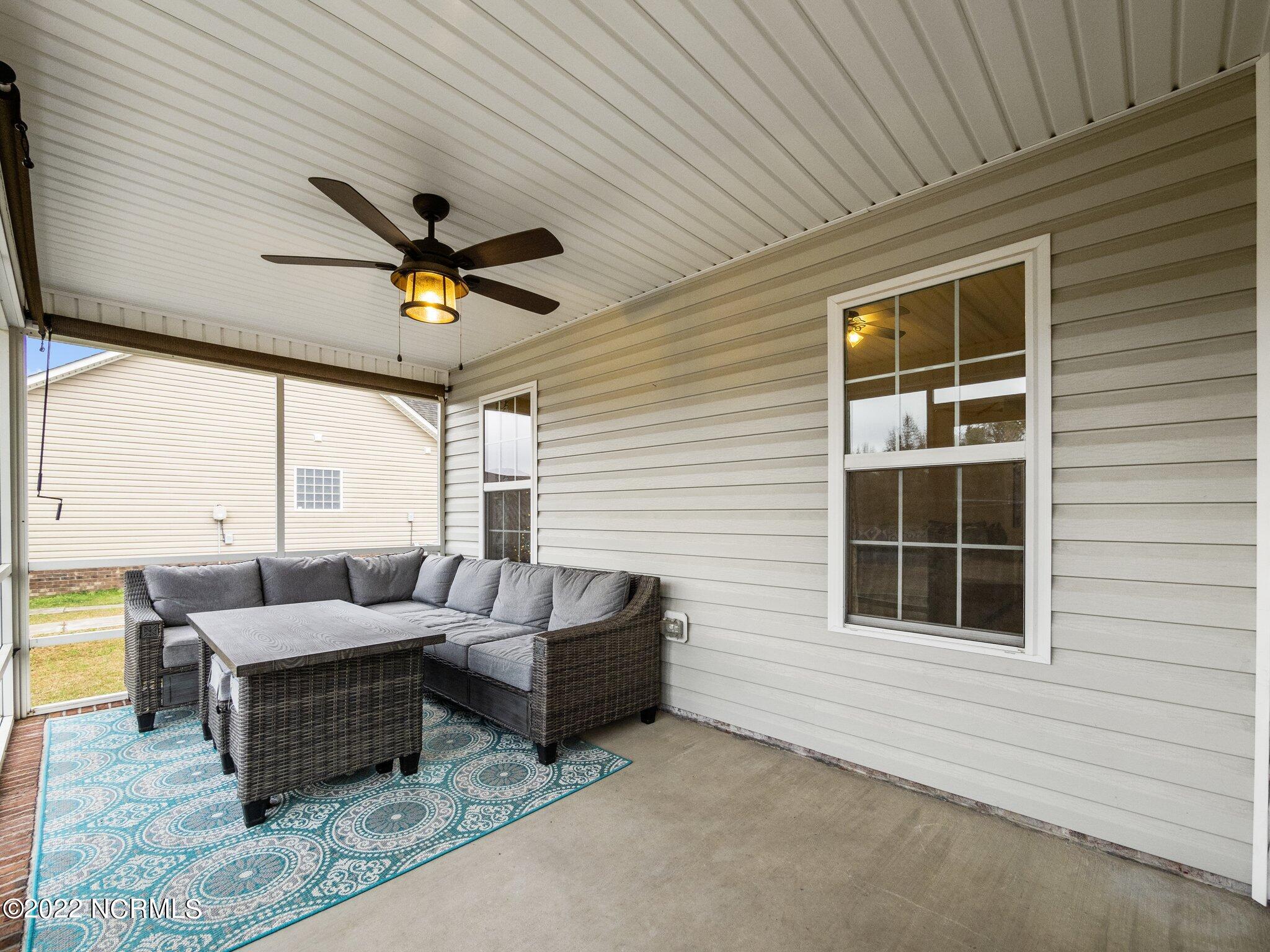 216 Emerald Ridge Road Jacksonville, NC 28546 - Photo 10 of 53 10-web-or-mls-09