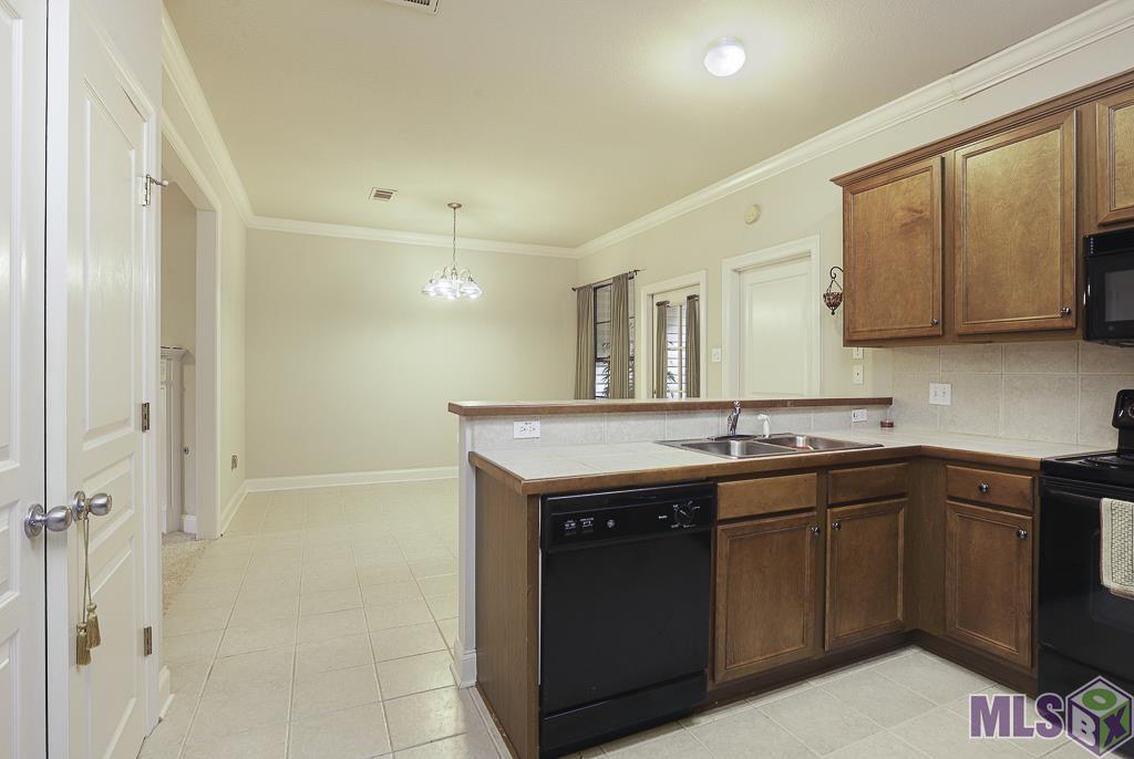 2815 Magazine Drive Baton Rouge, LA 70816 - Photo 8 of 22