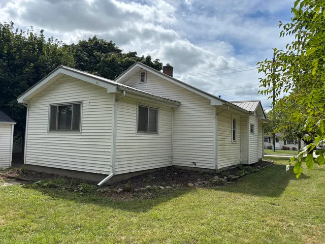 $174,000 | 702 South Orange Street, Sturgis, MI 49091