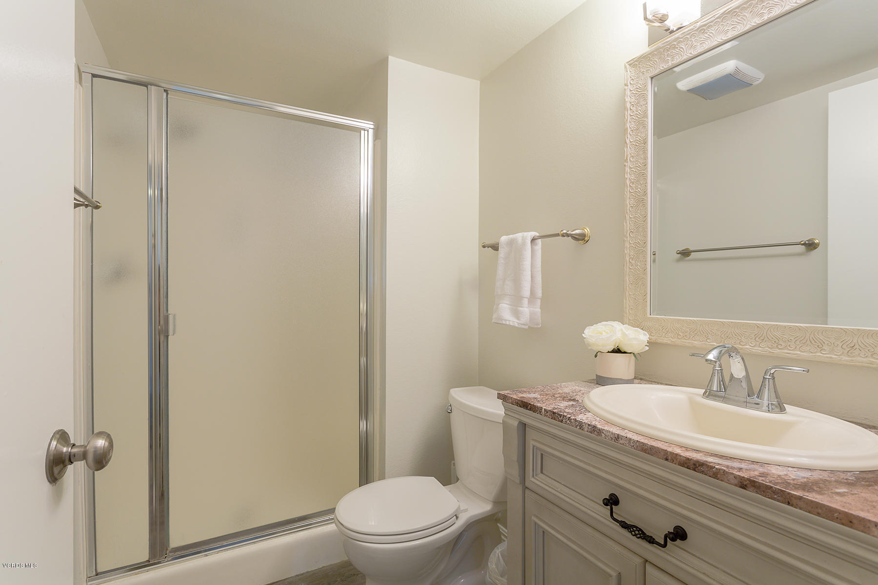 14860 Reedley Street, Unit C Moorpark, CA 93021 - Photo 11 of 26 Reedley11-mls