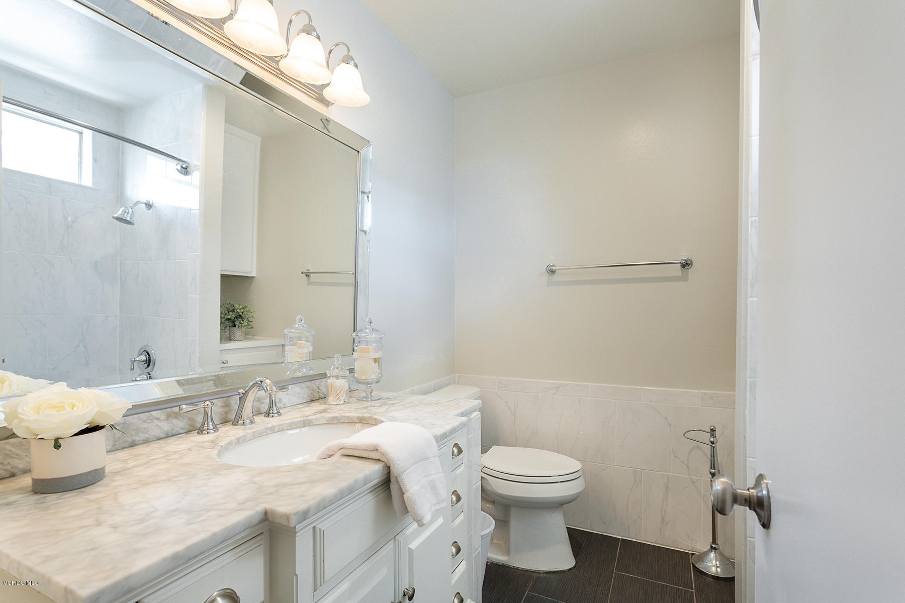 14860 Reedley Street, Unit C Moorpark, CA 93021 - Photo 16 of 26 Reedley16-mls