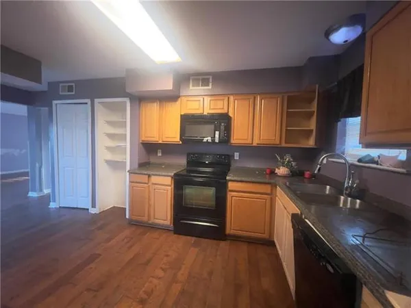$195,000 | 3909 Wanda Lynn Drive, Metairie, LA 70002