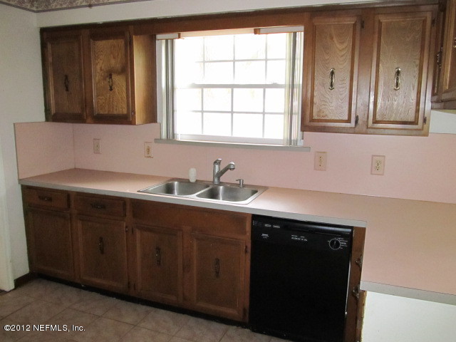 14049 Fortunado Road Jacksonville, FL 32225 - Photo 8 of 12 Kitchen
