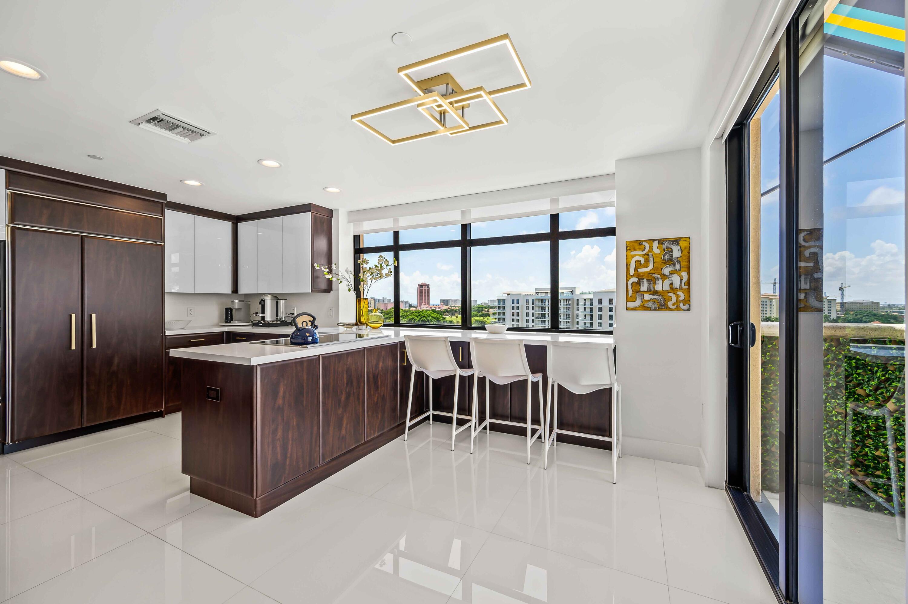 200 East Palmetto Park Road, Unit PH2 Boca Raton, FL 33432 - Photo 22 of 66 Kitchen