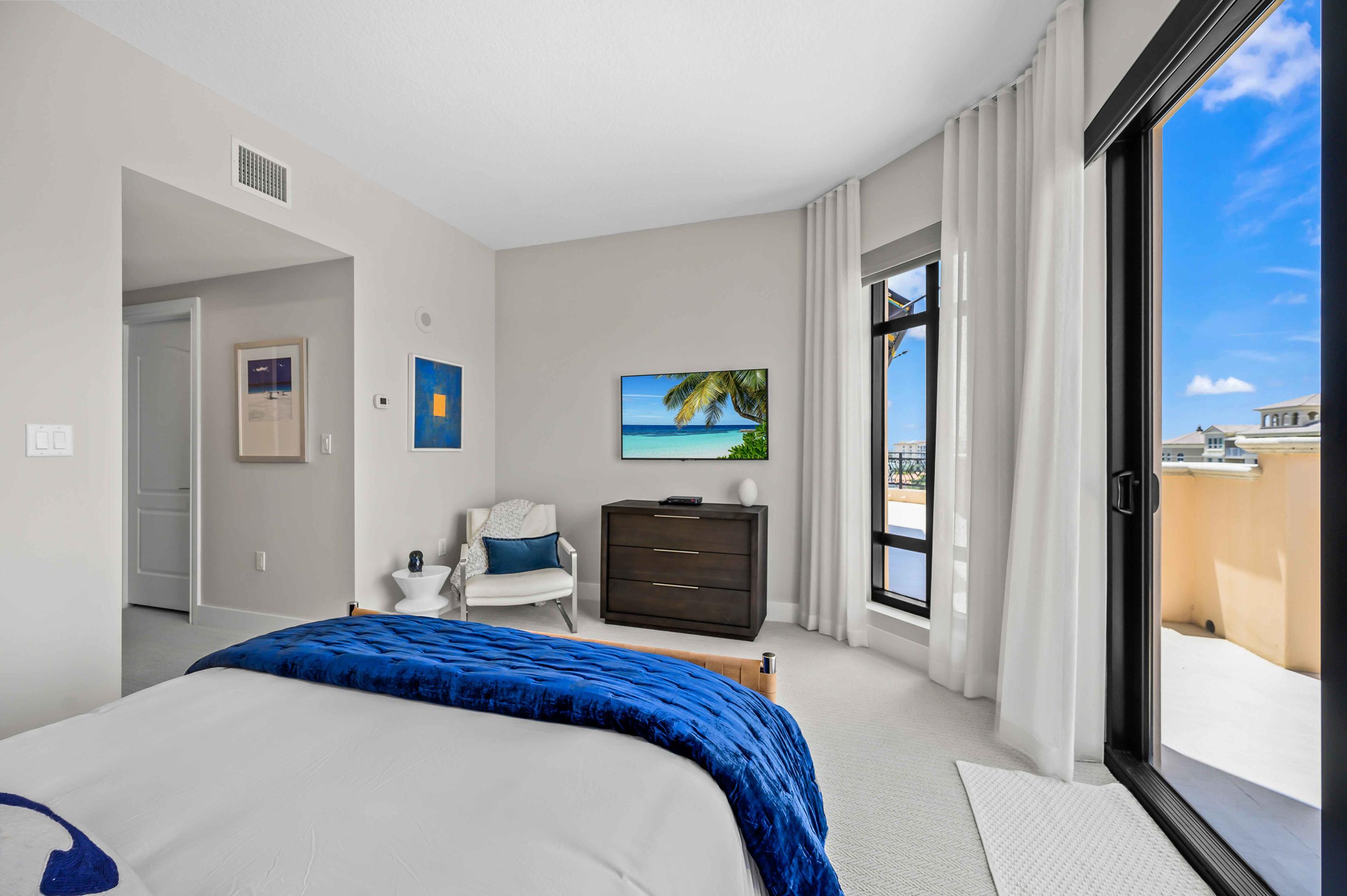 200 East Palmetto Park Road, Unit PH2 Boca Raton, FL 33432 - Photo 39 of 66 Guest Bedroom #1