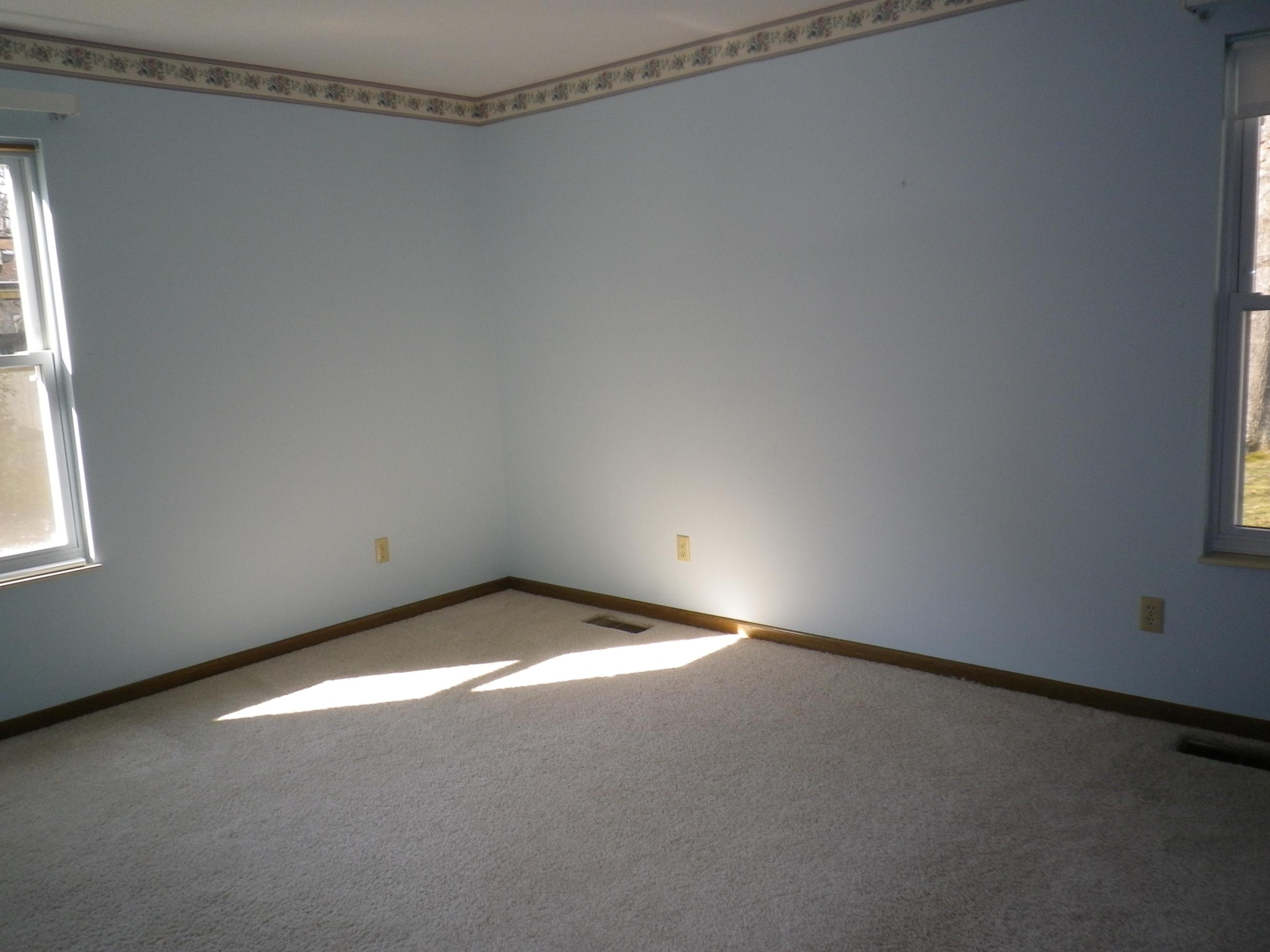 219 North Apache Road Clinton, TN 37716 - Photo 10 of 19 IMGP3589