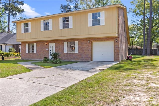 220 Chestnut Street Mandeville, LA 70471 - Photo 2 of 23