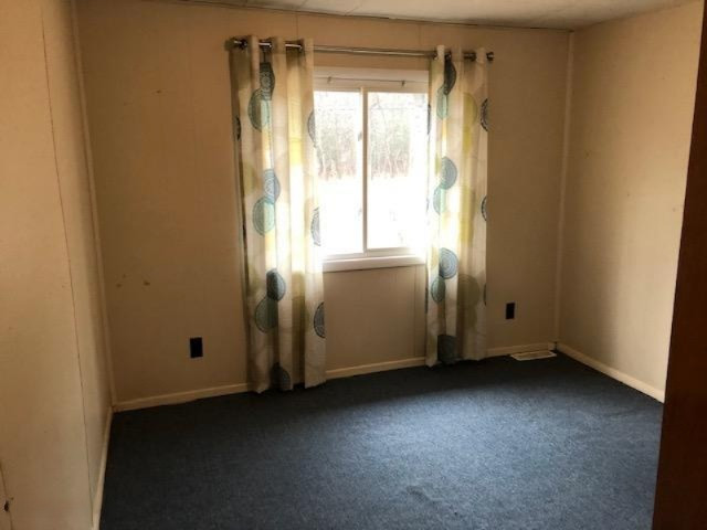 3560 Hall Road Muskegon, MI 49442 - Photo 8 of 19 IMG_3428