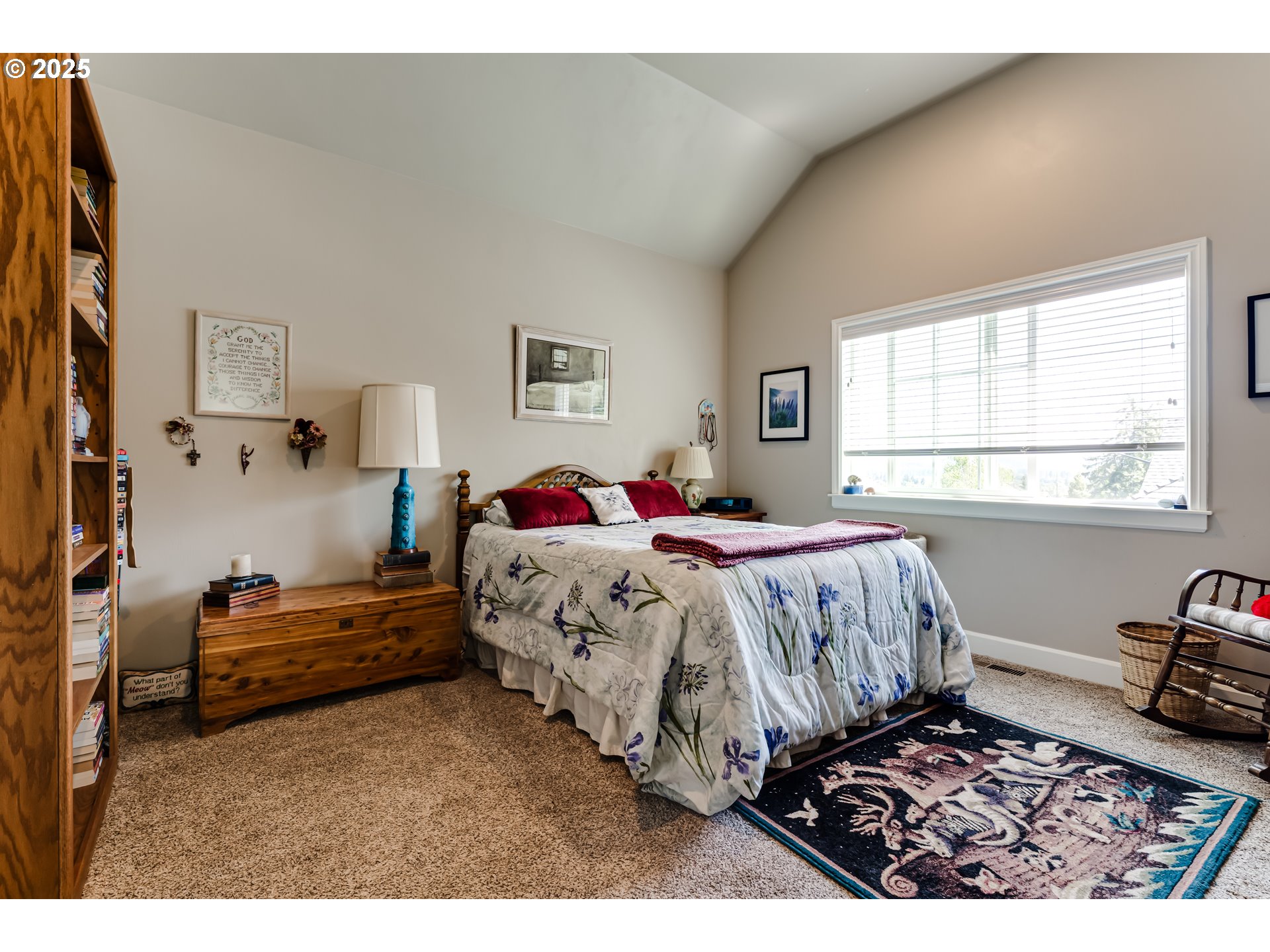 6111 Fernhill Loop Springfield, OR 97478 - Photo 27 of 48 a bedroom with a bed and a window