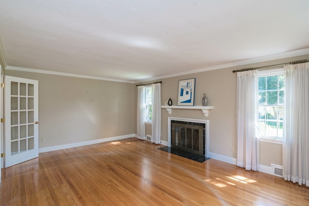 45 Viscount Road Longmeadow, MA 01106 - Photo 16 of 40