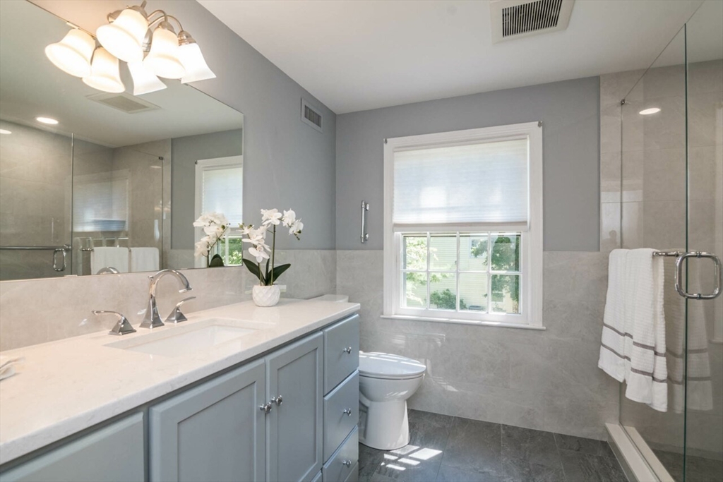 45 Viscount Road Longmeadow, MA 01106 - Photo 26 of 40