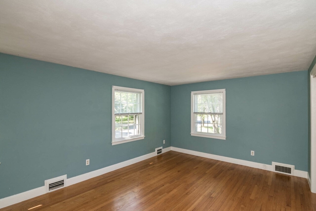 45 Viscount Road Longmeadow, MA 01106 - Photo 30 of 40