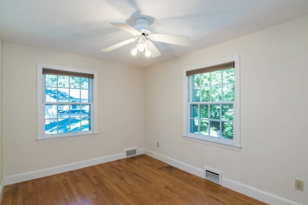 45 Viscount Road Longmeadow, MA 01106 - Photo 32 of 40