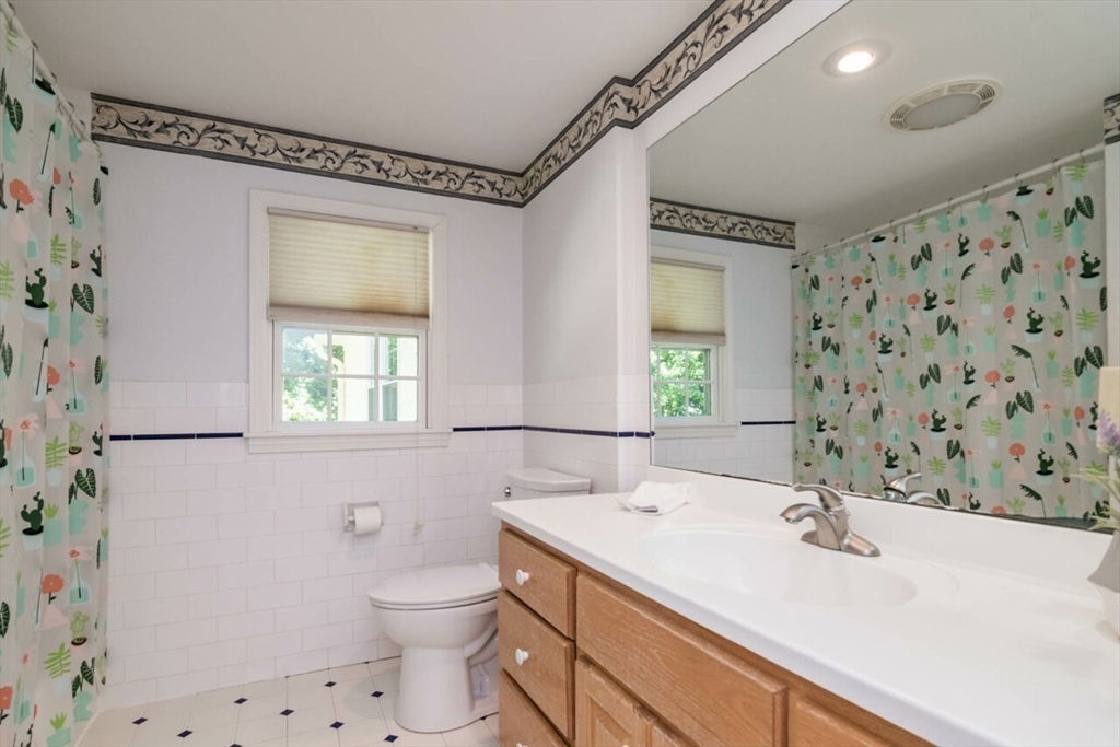 45 Viscount Road Longmeadow, MA 01106 - Photo 34 of 40