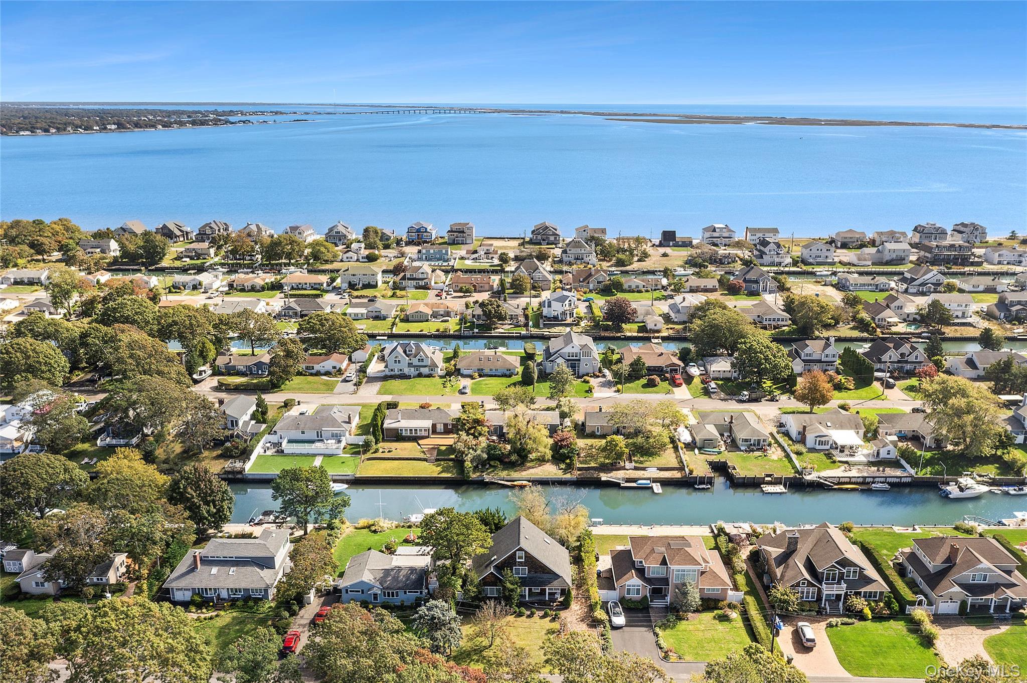 23 Whiting Road East Quogue, NY 11942 - Photo 17 of 21