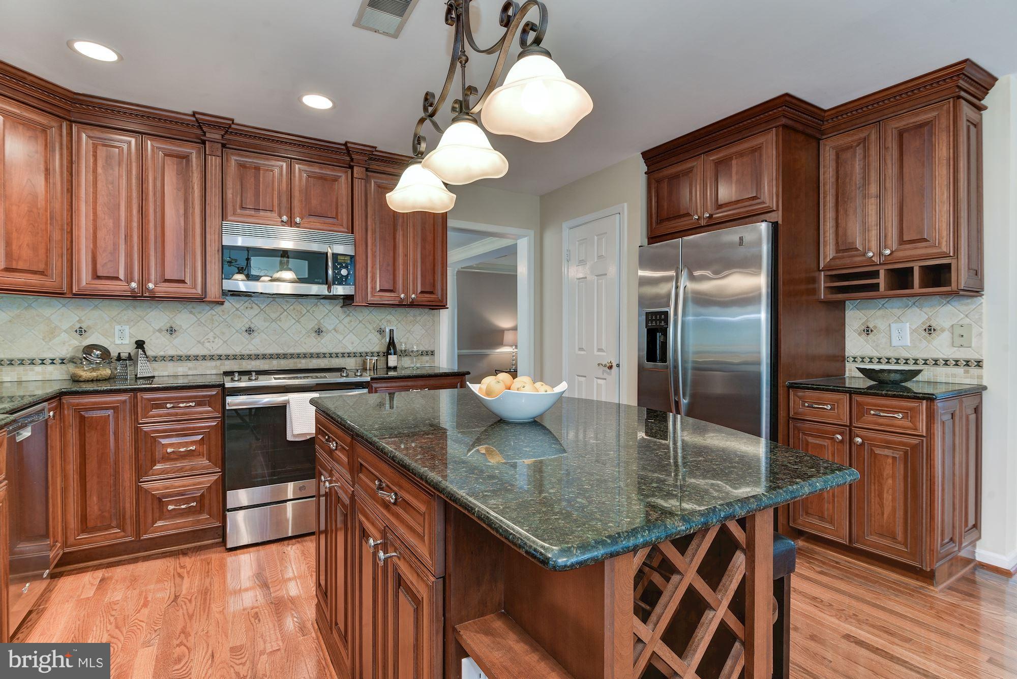 8104 Dry Ridge Road Montgomery Village, MD 20886 - Photo 13 of 55 Gallery Image 13