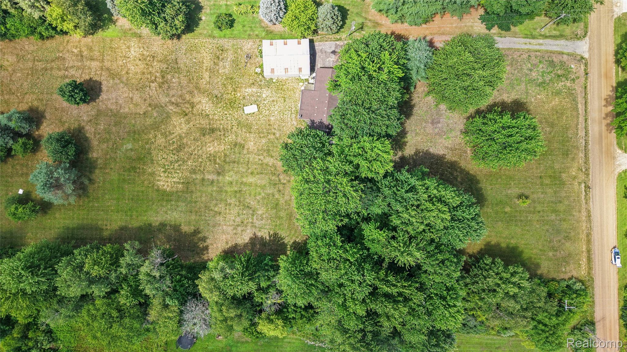 2362 Johnson Road North Branch, MI 48461 - Photo 35 of 43 photos_high_resolution_DJI_20260723122235_0087_D.jpg
