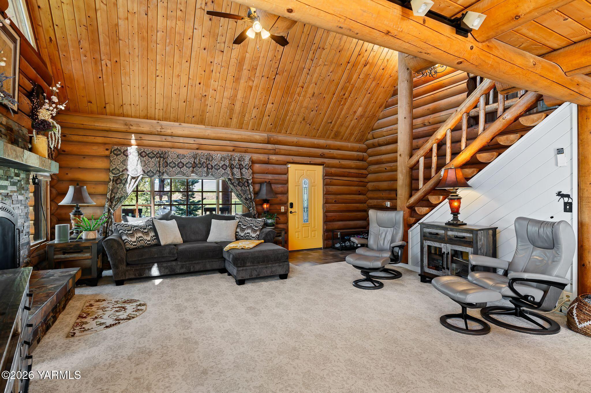 2550 Kays Road Wapato, WA 98951 - Photo 8 of 52