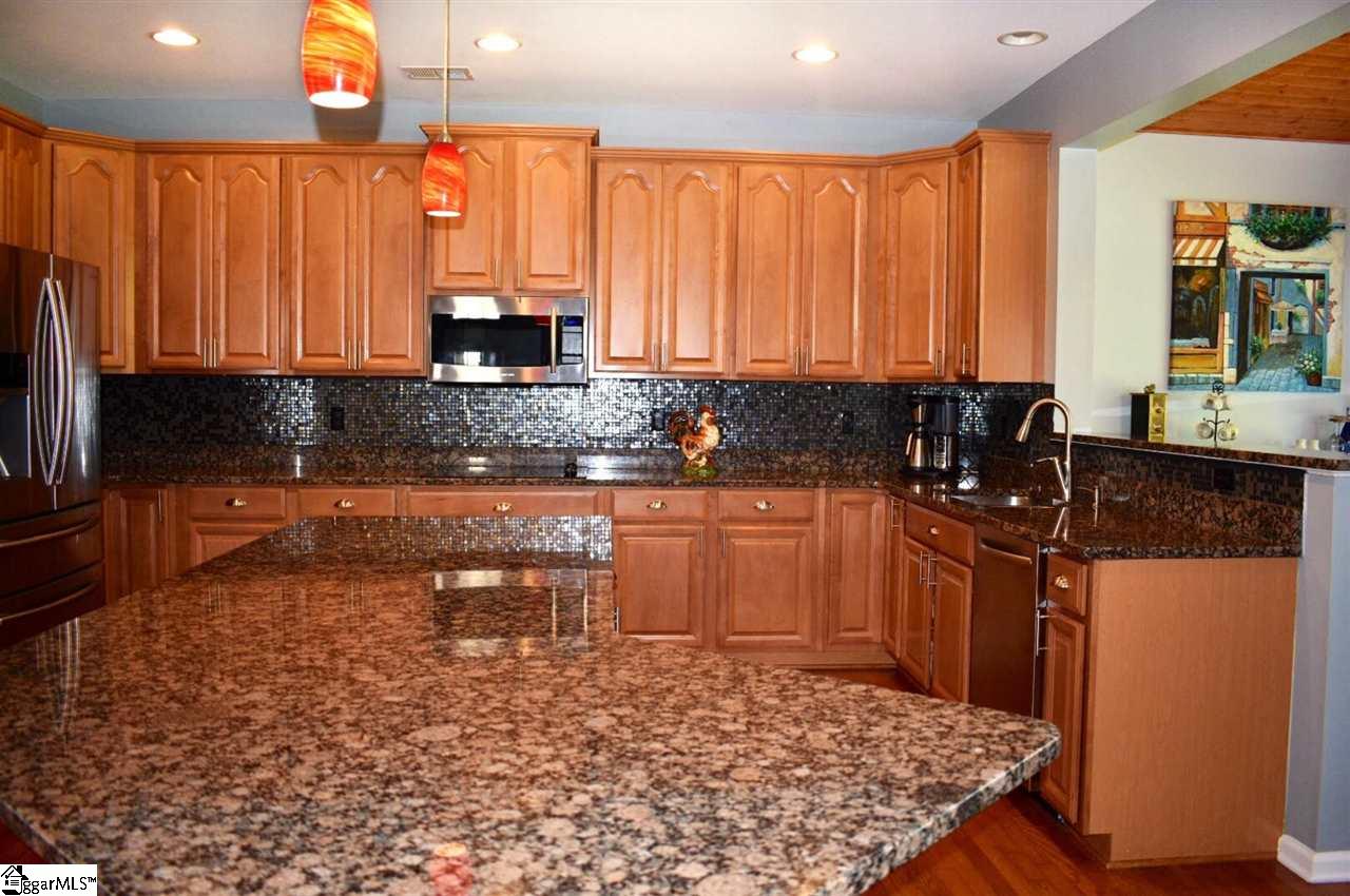 111 Hartwick Lane Fountain Inn, SC 29644 - Photo 6 of 36 Gallery Image 6
