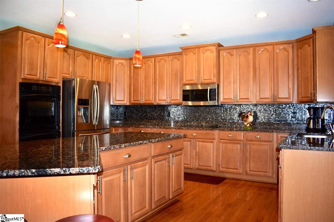 111 Hartwick Lane Fountain Inn, SC 29644 - Photo 8 of 36 Gallery Image 8