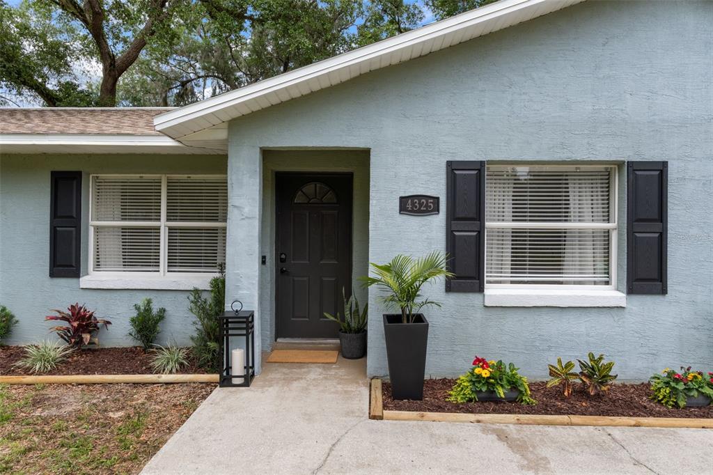 4325 South Canton Terrace Inverness, FL 34452 - Photo 27 of 35 a front view of a house with a yard